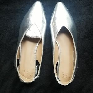 Ladies shoes